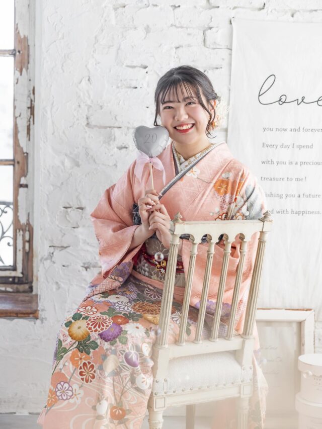 .
一生に一度のハタチのお写真を
最高に可愛く残しませんか?
.
振袖コーディネートから撮影シーンまで
あなたの"好き"を叶えます♡
——
女の子が主役のフォトスタジオ
お気に入りのコーディネートや
シチュエーションで
ちょっとワクワクな撮影体験を♡
——
#lunon #ルノン #浜松フォトスタジオ 
#浜松振袖 #浜松振袖レンタル #浜松成人式
#振袖前撮り #振袖ヘア #ハタチ #友フォト