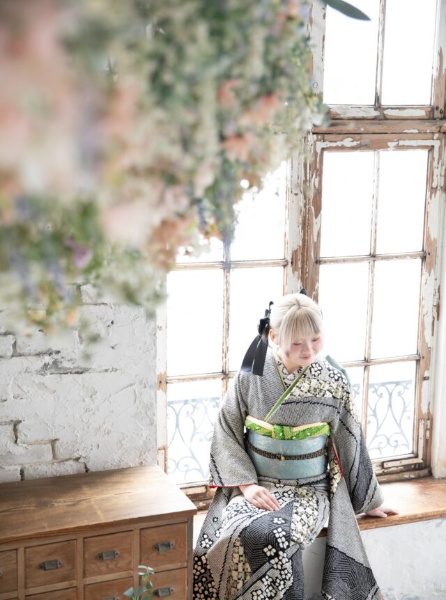 .
一生に一度のハタチのお写真を
最高に可愛く残しませんか？
.
振袖コーディネートから撮影シーンまで
あなたの"好き"を叶えます♡

——
女の子が主役のフォトスタジオ
お気に入りのコーディネートや
シチュエーションで
ちょっとワクワクな撮影体験を♡
——

#lunon #ルノン #浜松フォトスタジオ　
#浜松振袖 #浜松振袖レンタル #浜松成人式
#振袖前撮り #振袖ヘア #ハタチ #友フォト