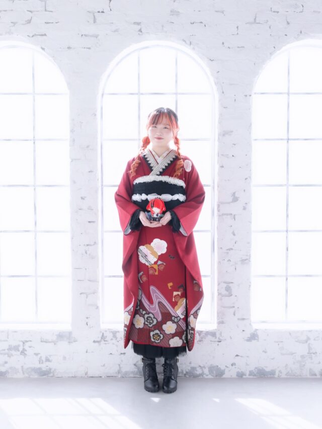 .
推しグッズと一緒に♡

好きなものをお持ちください！

可愛いポーズご提案します✨

——
女の子が主役のフォトスタジオ
お気に入りのコーディネートや
シチュエーションで
ちょっとワクワクな撮影体験を♡
——

#ルノン #浜松フォトスタジオ　
#浜松振袖 #浜松成人式
#振袖前撮り